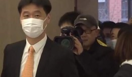 找武汉新闻记者爆料,揭秘事件背后真相