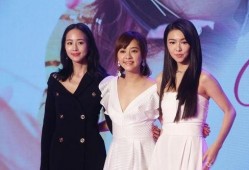 娱乐圈爆料配图大全,揭秘明星幕后生活瞬间