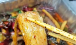 外卖爆料烤鱼视频教程下载,烤鱼视频教程，在家轻松享受美食时光