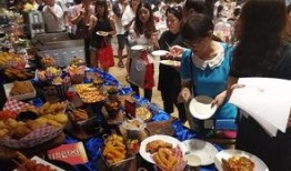 江孜餐饮爆料视频,揭秘当地美食背后的故事